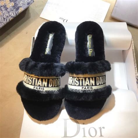 furry men's dior slides.